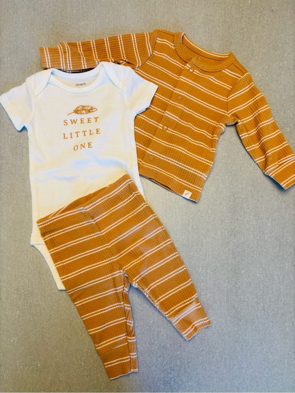 Carter’s Outfit